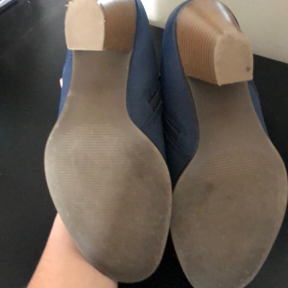 Navy booties! - Picture 2 of 6